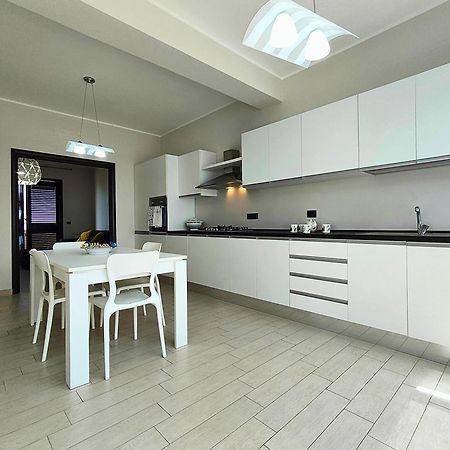 Siracusa Suite, Ac + Wi-Fi + Free Private Parking Syracuse Eksteriør billede